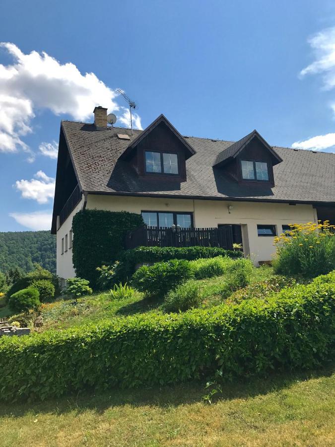 Runch Smilovice Villa Chotilsko Екстериор снимка